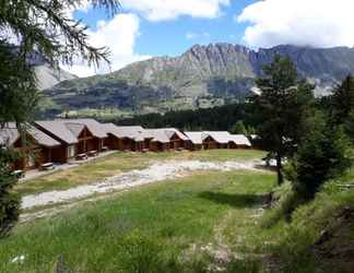 Exterior 2 Chalets Margot