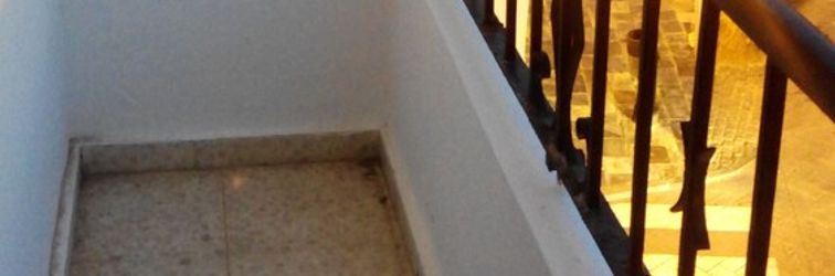 Lobby Hostal Ocaña Manilva