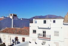 Exterior Hostal Ocaña Manilva