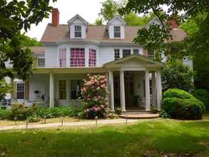 Exterior 4 Governor's Bed and Breakfast