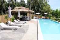 Swimming Pool Awana Villa Resort Yaonoi