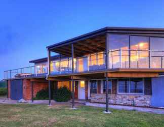 Exterior 2 Stanley View Beach House