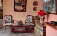 Lobi 2 Hostal Rural Las Lomas