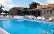 Hồ bơi 2 Apollonion Hotel