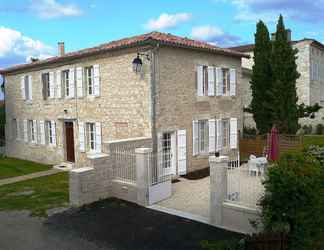 Exterior 2 Gîte et chambres d'hôtes Saint Roch