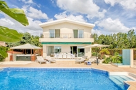 Swimming Pool Villa Silverline