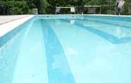 Swimming Pool 4 La Bouriette