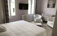 Bedroom 2 Hôtel de France