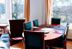 Others 7 Traditional Apartment oer the Meadows