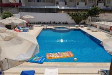 游泳池 Uysal Apart