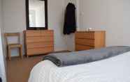 Phòng ngủ 5 Bright 2 Bedroom Flat - Short Walk to Notting Hill
