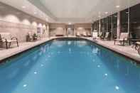 Swimming Pool La Quinta Inn & Suites by Wyndham South Jordan