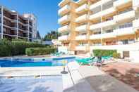 Swimming Pool Apartment Club Playa Flores