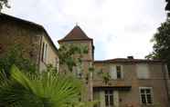 Exterior 2 Chateau Saint Martin