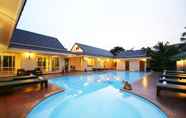 Kolam Renang 5 The Forest Home Resort