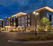 Exterior 2 TownePlace Suites by Marriott Milwaukee Grafton