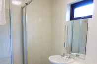 Phòng tắm bên trong Bluebell Lodge 7 with Hot Tub