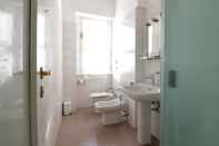 In-room Bathroom Italianway   - Bergognone 47 B