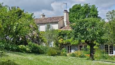 Exterior 4 Les Jardins de Camelot