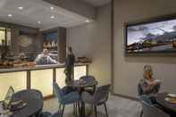 Bar, Cafe and Lounge Maldron Hotel Newcastle