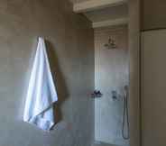 In-room Bathroom 5 Andros Tessera