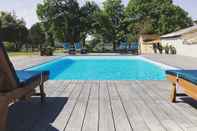 Swimming Pool La Vue France