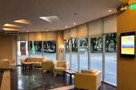 Lobby Howard Johnson by Wyndham San Pedro