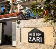 Exterior 2 Zari House - Hostel