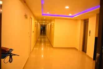 Lobi 4 Hotel Palacial Pondi