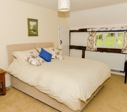 Kamar Tidur 3 Twyford Farm B&B