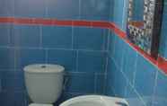 Toilet Kamar 6 Venus House