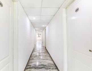 Lobi 2 FabHotel Oakwey Inn Indiranagar