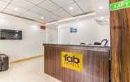 Lobi 5 FabHotel Oakwey Inn Indiranagar