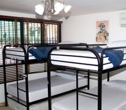 Phòng ngủ 2 Hostel Loco Coco Loco