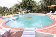 Kolam Renang MGM Vailankanni Residency