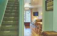 Kamar Tidur 6 The Hampton Residence