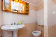 Toilet Kamar B&B Nitrodi Experience