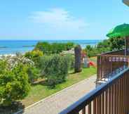 Nearby View and Attractions 4 B&B Villa Eugenia