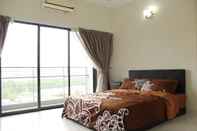 Bedroom Setia Walk by SYNC