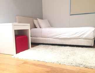 Kamar Tidur 2 Marc Residence A26-10 by SYNC