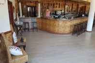 Bar, Kafe, dan Lounge Hostal Los Arcos