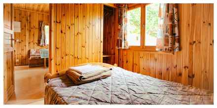 Bedroom 4 Camping Bungalow Parque Isábena