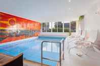Swimming Pool Hotel Haus Andrea
