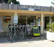 Exterior 2 Camping Du Pont D'Avignon