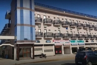 Bangunan Hotel Khatri