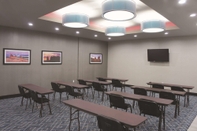 Functional Hall La Quinta Inn & Suites by Wyndham Kanab