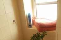 Toilet Kamar Clean & Modern 1 Bedroom Apartment