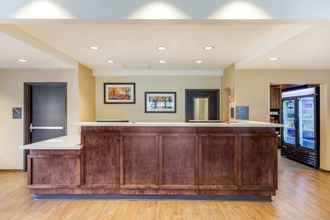 Sảnh chờ 4 Comfort Inn & Suites Schenectady - Scotia