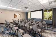 Functional Hall Fairfield Inn & Suites by Marriott Crestview