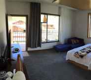 Bedroom 4 Shangri-La Youyou Inn